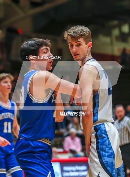 Thumbnail 2 in Batesville vs Franklin County (IHSAA Sectional Playoff) photogallery.