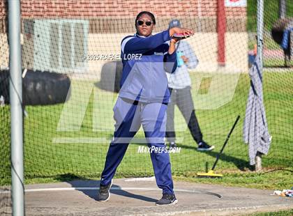 Thumbnail 1 in Lake Houston Conquerors Invitational (Discus) photogallery.