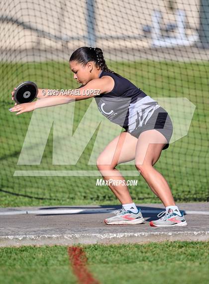 Thumbnail 2 in Lake Houston Conquerors Invitational (Discus) photogallery.