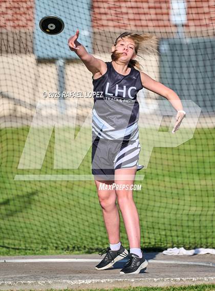 Thumbnail 2 in Lake Houston Conquerors Invitational (Discus) photogallery.