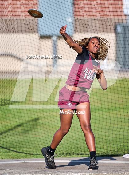 Thumbnail 1 in Lake Houston Conquerors Invitational (Discus) photogallery.
