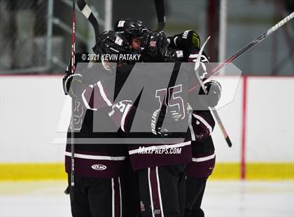 Thumbnail 2 in North Haven @ Sheehan (SCC D2 Semifinal) photogallery.