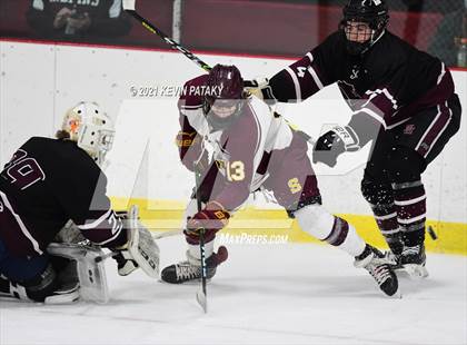 Thumbnail 2 in North Haven @ Sheehan (SCC D2 Semifinal) photogallery.