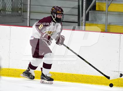 Thumbnail 1 in North Haven @ Sheehan (SCC D2 Semifinal) photogallery.