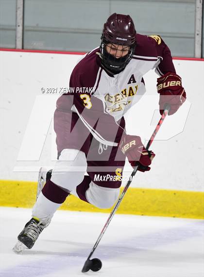 Thumbnail 2 in North Haven @ Sheehan (SCC D2 Semifinal) photogallery.