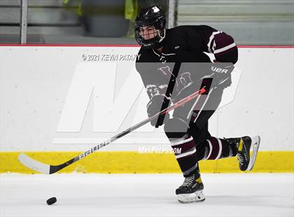 Thumbnail 2 in North Haven @ Sheehan (SCC D2 Semifinal) photogallery.