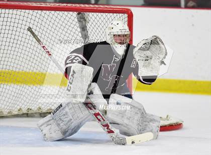 Thumbnail 2 in North Haven @ Sheehan (SCC D2 Semifinal) photogallery.