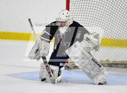 Thumbnail 1 in North Haven @ Sheehan (SCC D2 Semifinal) photogallery.