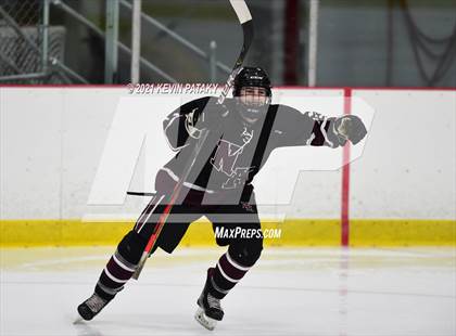 Thumbnail 1 in North Haven @ Sheehan (SCC D2 Semifinal) photogallery.