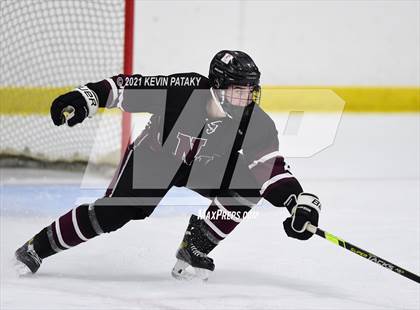 Thumbnail 2 in North Haven @ Sheehan (SCC D2 Semifinal) photogallery.