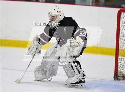 Thumbnail 1 in North Haven @ Sheehan (SCC D2 Semifinal) photogallery.