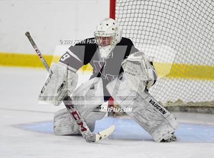 Thumbnail 3 in North Haven @ Sheehan (SCC D2 Semifinal) photogallery.