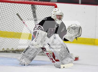 Thumbnail 3 in North Haven @ Sheehan (SCC D2 Semifinal) photogallery.