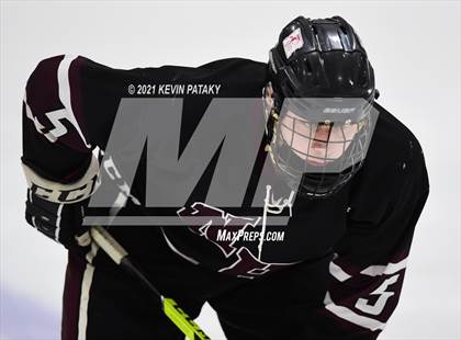 Thumbnail 1 in North Haven @ Sheehan (SCC D2 Semifinal) photogallery.