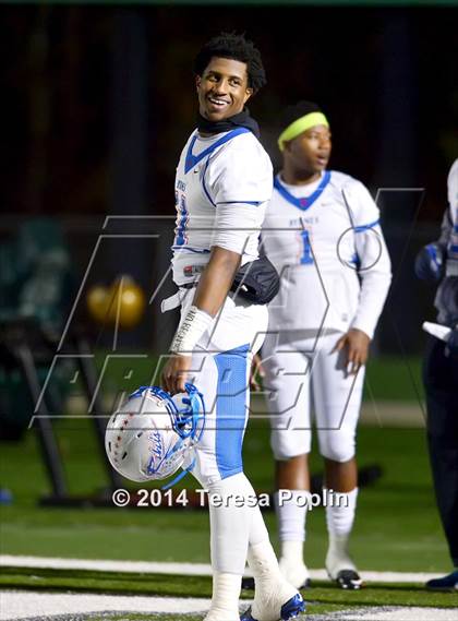 Thumbnail 3 in Byrnes @ Dutch Fork (SCHSL 4A Division 1 Semifinal) photogallery.