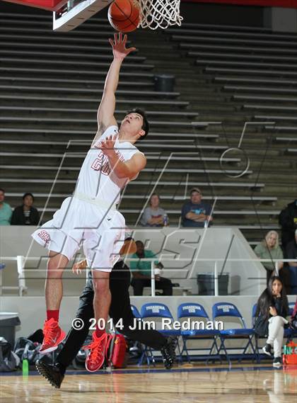 Thumbnail 1 in Pearland vs. Sharyland (McDonald's Texas Invitational) photogallery.