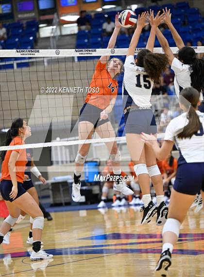 Thumbnail 2 in Brandeis @ O'Connor photogallery.