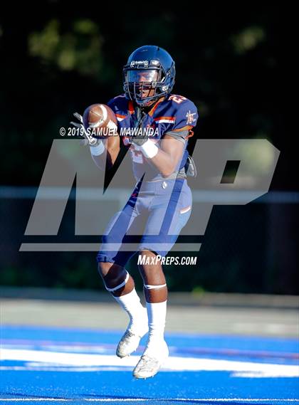 Thumbnail 1 in  Oaks Christian @ Chaminade photogallery.