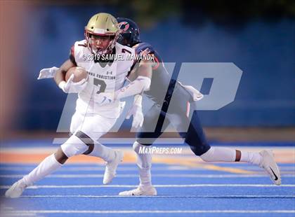 Thumbnail 3 in  Oaks Christian @ Chaminade photogallery.