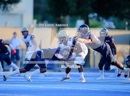 Thumbnail 2 in  Oaks Christian @ Chaminade photogallery.