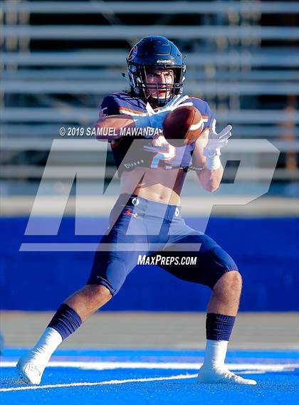 Thumbnail 3 in  Oaks Christian @ Chaminade photogallery.