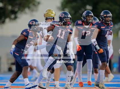 Thumbnail 2 in  Oaks Christian @ Chaminade photogallery.