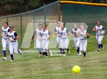 Thumbnail 1 in Bellevue East vs. Blair photogallery.