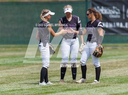 Thumbnail 2 in Bellevue East vs. Blair photogallery.