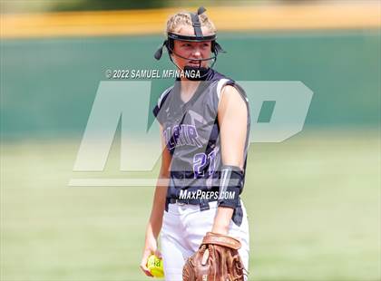 Thumbnail 2 in Bellevue East vs. Blair photogallery.