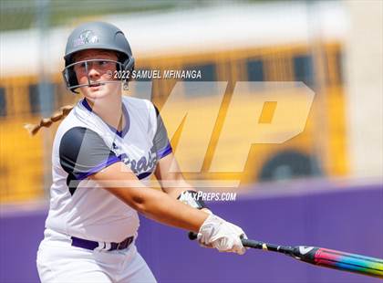 Thumbnail 3 in Bellevue East vs. Blair photogallery.