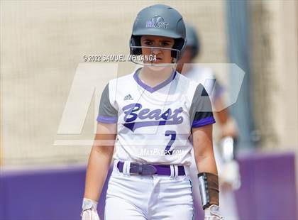 Thumbnail 1 in Bellevue East vs. Blair photogallery.