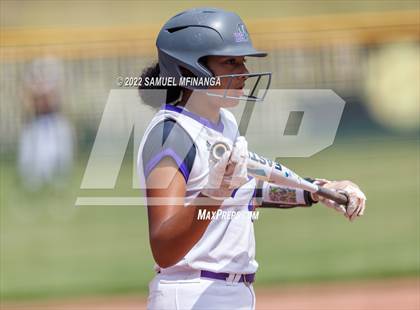 Thumbnail 3 in Bellevue East vs. Blair photogallery.