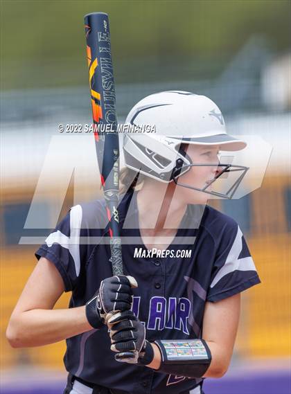Thumbnail 3 in Bellevue East vs. Blair photogallery.