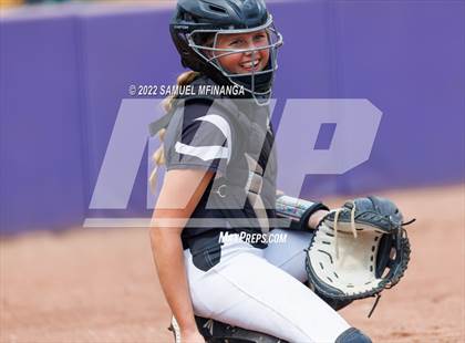 Thumbnail 1 in Bellevue East vs. Blair photogallery.