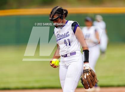 Thumbnail 2 in Bellevue East vs. Blair photogallery.