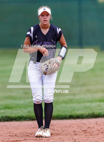 Thumbnail 2 in Bellevue East vs. Blair photogallery.