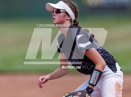 Thumbnail 1 in Bellevue East vs. Blair photogallery.