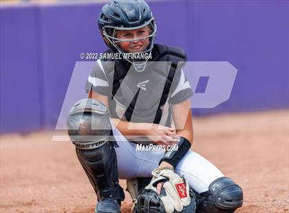 Thumbnail 2 in Bellevue East vs. Blair photogallery.