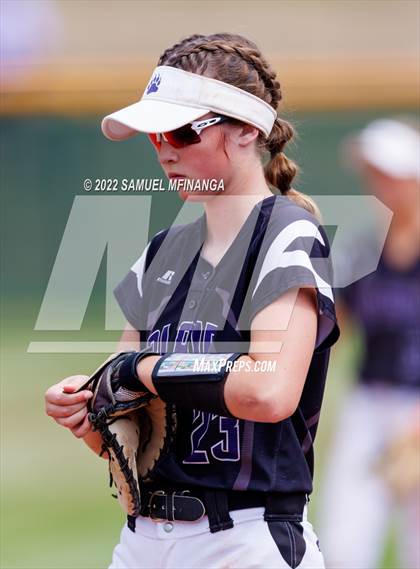 Thumbnail 3 in Bellevue East vs. Blair photogallery.