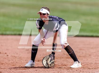 Thumbnail 1 in Bellevue East vs. Blair photogallery.