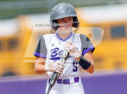 Thumbnail 2 in Bellevue East vs. Blair photogallery.