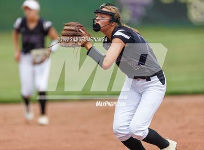 Thumbnail 3 in Bellevue East vs. Blair photogallery.