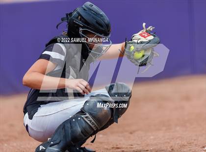Thumbnail 3 in Bellevue East vs. Blair photogallery.