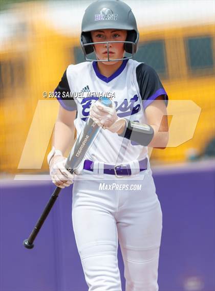 Thumbnail 1 in Bellevue East vs. Blair photogallery.