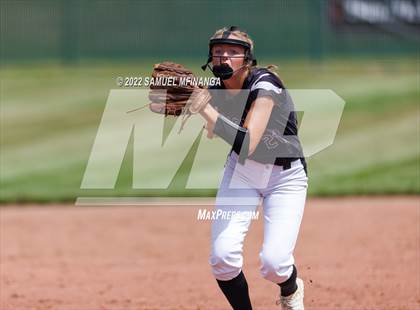 Thumbnail 1 in Bellevue East vs. Blair photogallery.