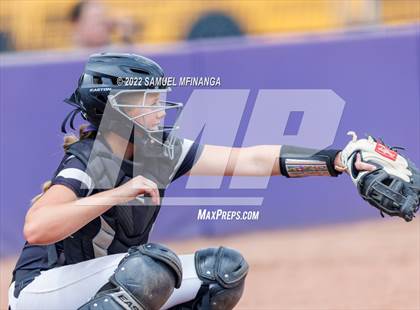 Thumbnail 2 in Bellevue East vs. Blair photogallery.