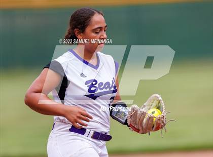 Thumbnail 3 in Bellevue East vs. Blair photogallery.