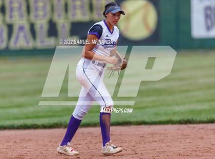 Thumbnail 2 in Bellevue East vs. Blair photogallery.