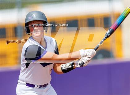 Thumbnail 2 in Bellevue East vs. Blair photogallery.