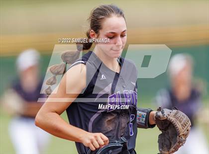 Thumbnail 3 in Bellevue East vs. Blair photogallery.